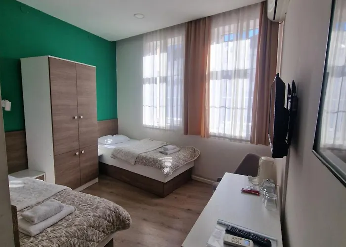 Nocleg ze śniadaniem Nova 3*