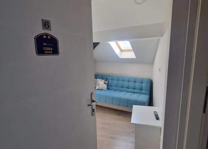 Nova Nocleg ze śniadaniem Nisz