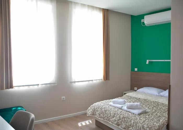 Nova Nocleg ze śniadaniem 3*